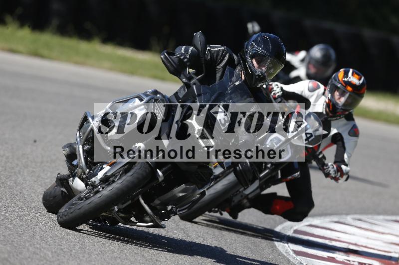 /Archiv-2025/48 25.08.2025 Cornu Master School ADR/blau-bleu/44